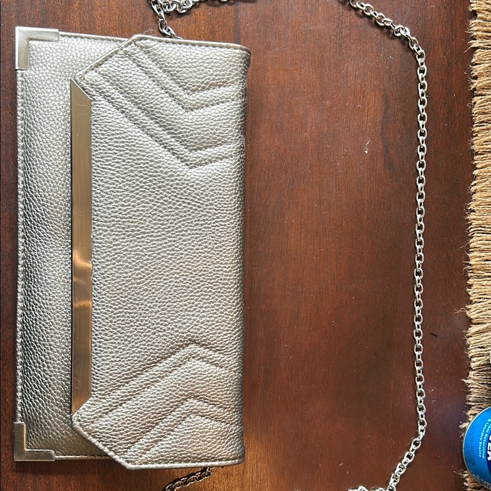 Silpada Elegant Metallic Chain Clutch